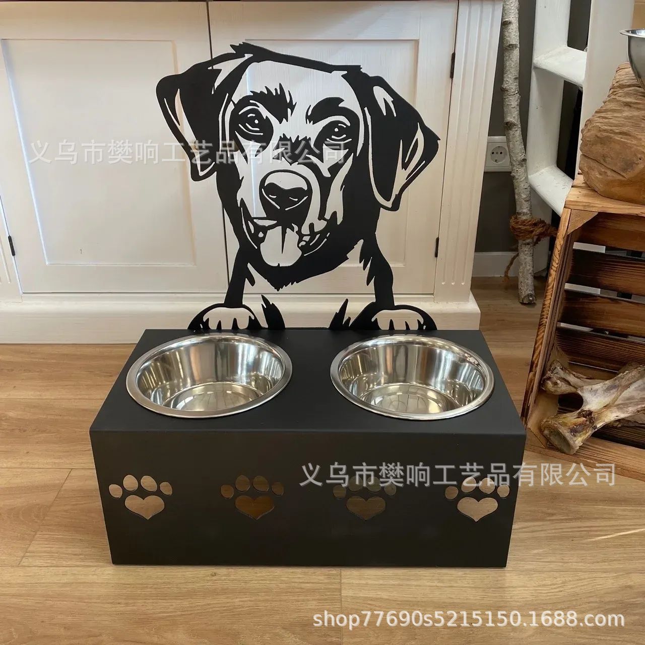 Personalized dog/cat food bowl holder